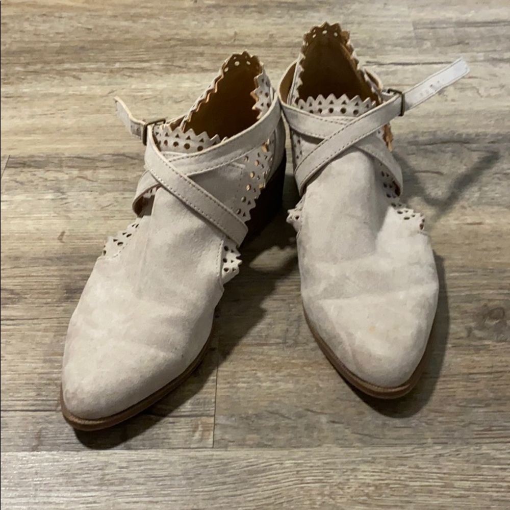 Qupid Taupe Suede Booties